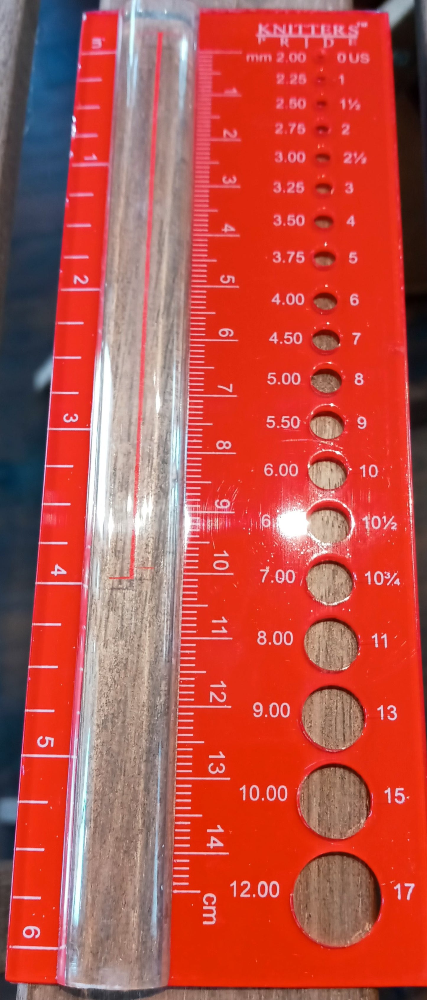 Knitter's Pride Needle Gauge/Magnify